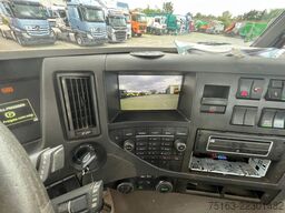 VOLVO FMX 370 4x2 Absetzkipper Funk