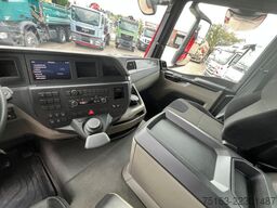 MAN TG-S 35.440 8x4 BB 4-Achs Kipper Bordmatik