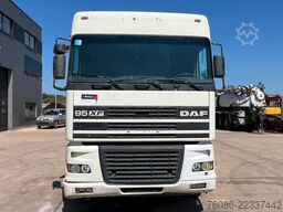 DAF XF 95.430 (EURO 3 / BOITE MANUELLE / MANUAL GEA...