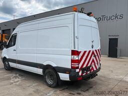 Mercedes-Benz Sprinter 519 (3.0 V6 / BELGIAN VAN / EURO 5 / M...