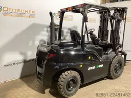 Hyundai 35D-9VB