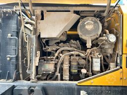 KOMATSU WA 320-7 inkl. Schaufel & Gabel
