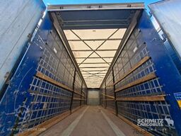 Kögel Curtainsider Mega