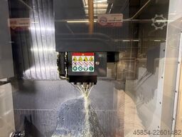 HAAS UMC 750