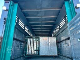 MERCEDES-BENZ Antos 1833L 1.Stock Finkl Viehwagen Klima 34m³