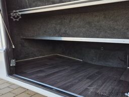 MERCEDES-BENZ 30 Sitzer Schul- Transferbus 519 Lagerfahrzeug