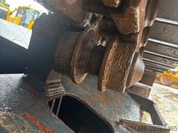 KOMATSU PC 240 NLC