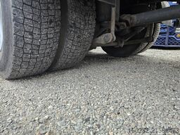 Volvo FM330 Multizone Lenk u. Kühlkoffer