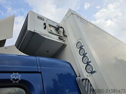 Volvo FM330 Multizone Lenk u. Kühlkoffer