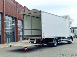 Renault D 320 4x2 - Box with sidedoors - Zepro loadlift...