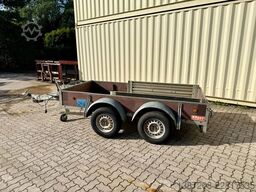  Köper Anhänger mit Verladerampen / TÜV 01/28