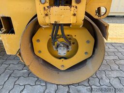 CATERPILLAR CB2.7 / 2018 BJ / 845 H / 2.5 Tonnen