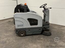 Nilfisk SW 4000 Aufstitzkehrmaschine