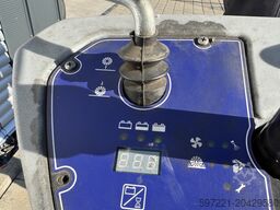 Nilfisk SW 4000 Aufsitzkehrmaschine