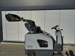 Nilfisk SW 4000 Aufsitzkehrmaschine