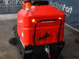 Toyota Westfield W-1250 Aufsitzkehrmaschine Neugerät