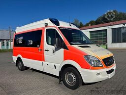 MERCEDES-BENZ Sprinter 316 / Trage Liege Rampe