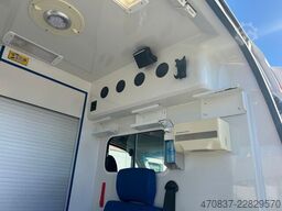 MERCEDES-BENZ Sprinter 316 / Trage Liege Rampe