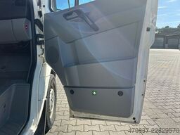 MERCEDES-BENZ Sprinter 316 / Trage Liege Rampe