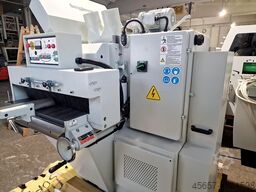 Kuangyung MRS-300A (30 hp)