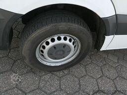 MERCEDES-BENZ 316 Sprinter/9 Sitze/AHK/Klima