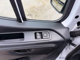 Mercedes-Benz Sprinter 317 CDI Möbel Koffer Klima LBW