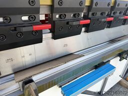 PRIMAPRESS 1600 x 50 Ton