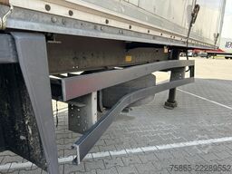 Schmitz Cargobull SCB S3B / Roof - Dach - Dak Schade / Box / APK ...