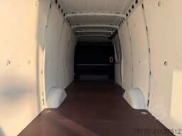 Iveco Daily 35S18 HA8 *R4.100mm*Automatik*Kamera*ACC*