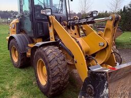 Caterpillar 908