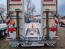 Fliegl Tiefladeanhänger mit gerader Plattform