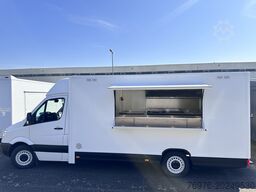 Mercedes-Benz Foodtruck, Imbisswagen, Food Truck mit neuer Küche und Ausstattung