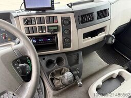 VOLVO FL240 4x2 Closed box 6,30 m.