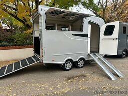  Steinsberger Anka 3-Pferdeanhänger