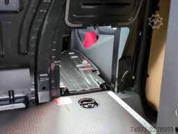 Ford Transit Connect Kasten L1 1.5D*AHK Klima Regale