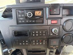 Renault C440 + HMF 2320 K3-- 3X EXT. + REMOTE + HAAKARM...