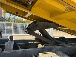 RENAULT D14 220 3Skipper + Effer 65 2S Kran