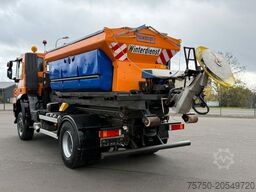 IVECO Trakker 330 EEV Winterdienst Abroll