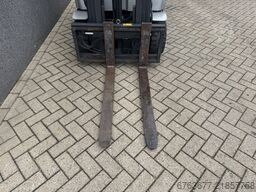 STILL RX 70-18 Triplo 470 Freelift / Sideshift / 4e Functie LPG 2009