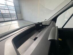 RENAULT Master Tiefrahmenkoffer mit Rampe *Kamera*