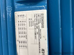 BRIGGS OF BURTON 1,200 LITRE