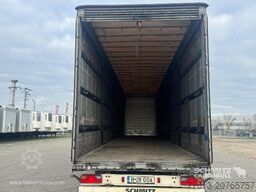 Schmitz Cargobull Curtainsider Mega
