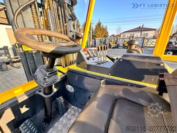 Combilift C3000CB / LPG / TRIPLEX - 4900MM / LPG