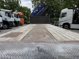 MAN TGA 35.400 8X4 Kran PM 48028 bis 26 Meter