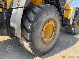 Komatsu WA480-6