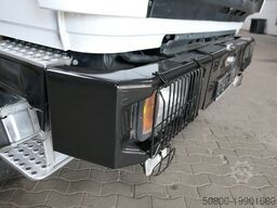 MERCEDES-BENZ 1820 AK 4x4, HMF 1003 K2, Allrad, AHK, Blattfed.