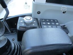 Takeuchi TB 370 - Powertilt + Schnellwechsler-Klima-4 Löffe