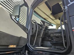 Volvo FH 500 8x2*6  KENNIS CRANE / KRAN