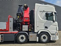Scania R590 V8 8x2 / HMF 9520 CRANE - JIB - WINCH / TR...