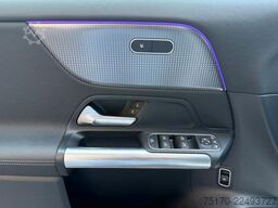 Mercedes-Benz EQA 300 4M Progressive+Ambiente+RFK+19AMG+TotW